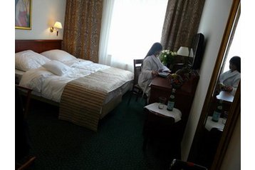 Полша Hotel Познан / Poznań, Екстериор