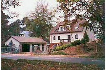 Germania Byt Altenhof, Esterno