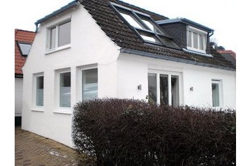 Germany Chata Hamburg, Exterior