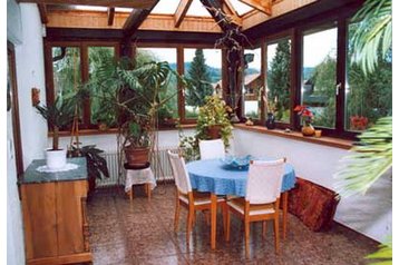 Duitsland Byt Steinen, Exterieur