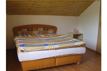 Slovakia Byt Vyhne, Eksteriør