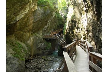 Austria Byt Kaprun, Esterno