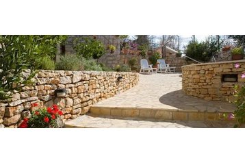 Croatia Chata Milna, Exterior