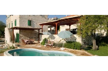 Vikendica Sumartin 2