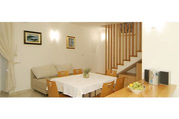 Vakantiehuis Sumartin 8