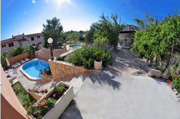 Croatia Byt Makarska, Exterior