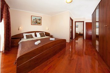 Croatia Byt Makarska, Exterior