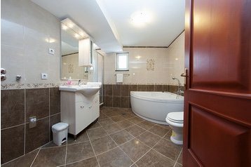 Croatia Byt Makarska, Exterior