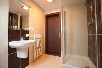 Отель Комарно / Komárno 2