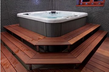 Отель Комарно / Komárno 2