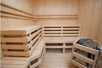 Отель Комарно / Komárno 2