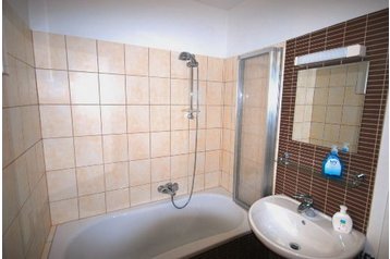 Apartaments Vīne / Wien 3