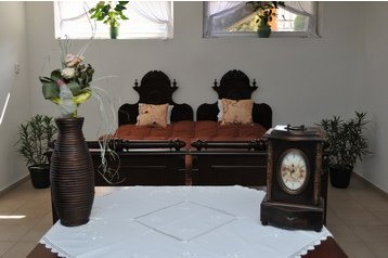 Eslovaquia Byt Moča, Interior