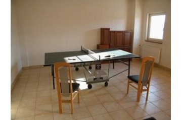 Slovacia Chata Nižná, Exteriorul