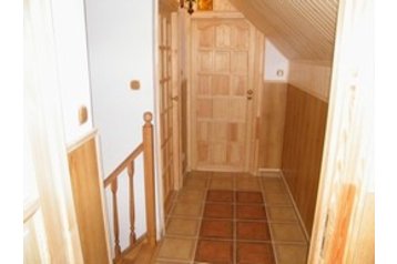 Slovacia Chata Nižná, Exteriorul