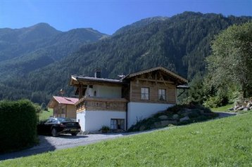 Austrija Chata Sautens, Eksterijer
