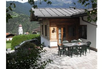 Austrija Chata Sautens, Eksterijer