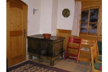 Švajčiarsko Chata Arosa, Exteriér