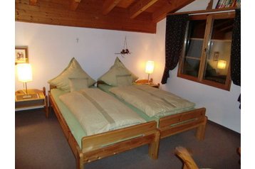 Švajcarska Chata Alvaneu, Eksterijer