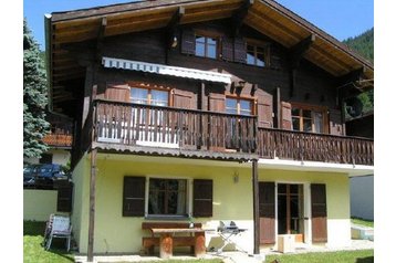 Switzerland Chata Ernen, Exterior