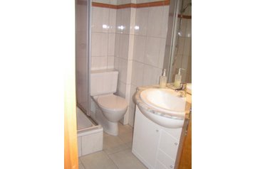 Šveits Chata Ernen, Eksterjöör