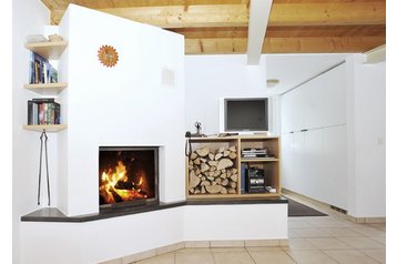 Schweiz Chata Frasco, Exterieur