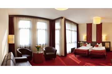 Hungary Hotel Budapest, Exterior