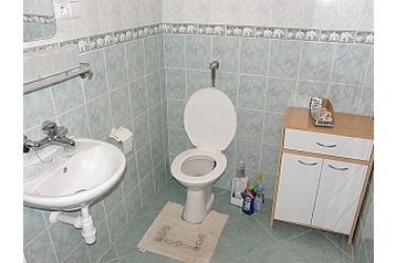 Slovačka Chata Chvojnica, Eksterijer