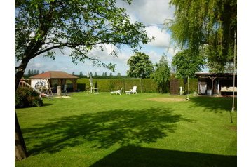 Germania Chata Kröpelin, Esterno