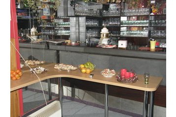 Чехия Hotel Jedovnice, Екстериор