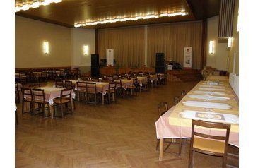 Чехия Hotel Jedovnice, Екстериор