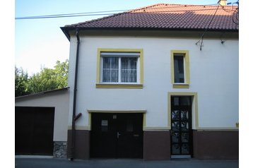 Madjarska Byt Sopron, Eksterijer