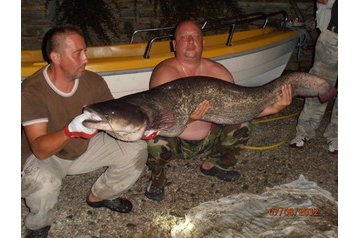 Słowacja Byt Bobrovník, Zewnątrz