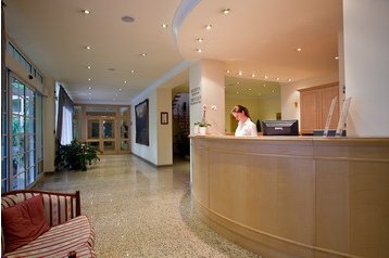 Словакия Hotel Baračka, Экстерьер