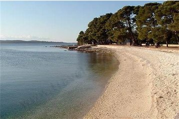 Hrvatska Byt Fažana, Eksterijer