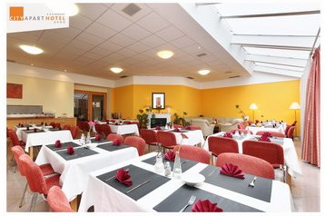 Чехия Hotel Бърно / Brno, Екстериор