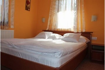 Апартамент Sárvár 3