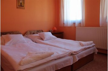 Апартамент Sárvár 3