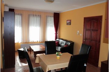 Апартамент Sárvár 3