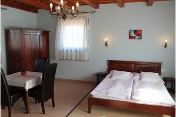Апартамент Sárvár 3