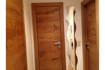 Austrija Byt Kanzelhöhe, Eksterjers