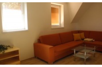 Slovacia Chata Krupina, Exteriorul