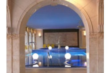 Hungrie Hotel Esztergom, Extérieur