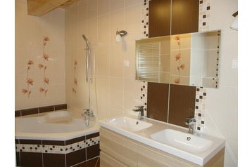 Slovakia Chata Oščadnica, Exterior