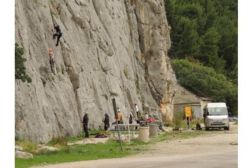 Chorwacja Byt Stanići, Zewnątrz