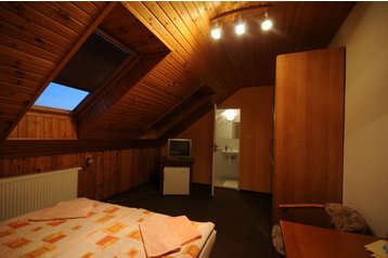 Словакия Hotel Prievidza, Екстериор