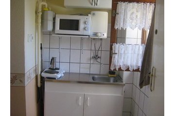 Hungría Byt Hajdúszoboszló, Exterior