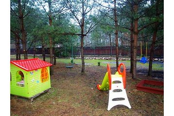 Poland Byt Kozin, Exterior