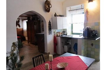 Czechy Chata Lhánice, Zewnątrz