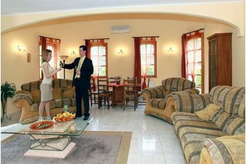 Угорщина Hotel Eger, Екстер'єр